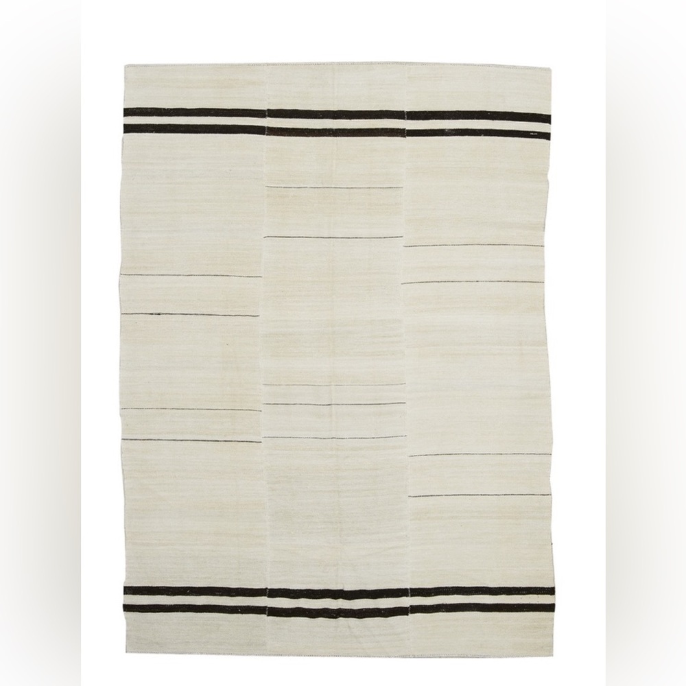 Elte Rug - Picture 3 of 3